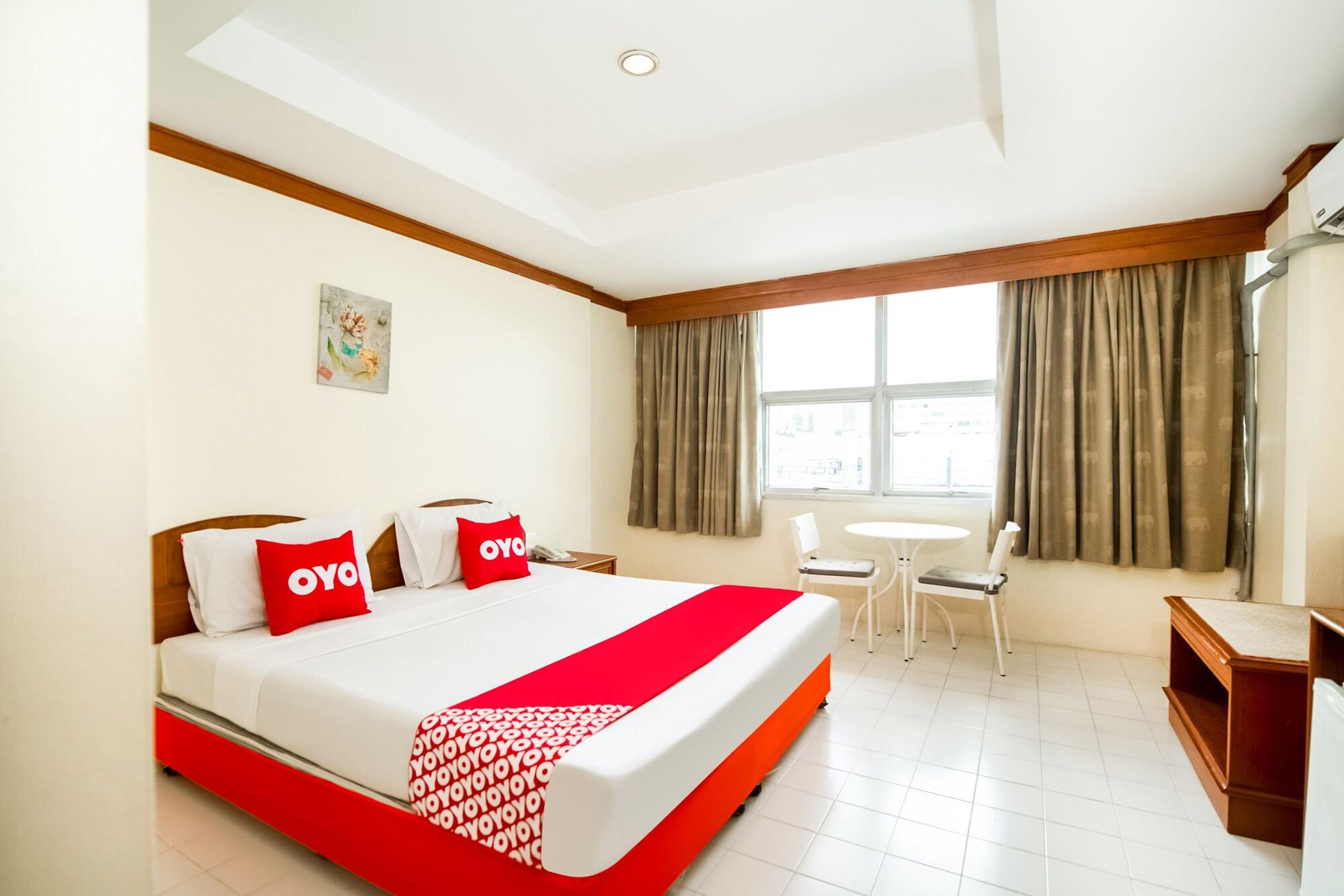 Oyo 320 Regent 2002 Guest House Phuket Exterior photo